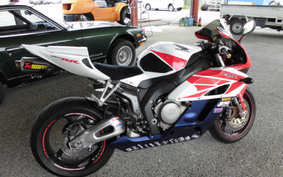 HONDA CBR1000RR 2004 SC57