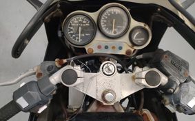 YAMAHA FZR250 2KR