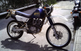 SUZUKI DJEBEL 200 (DR200SE) SH42A