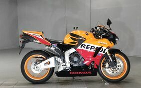 HONDA CBR600RR PC40