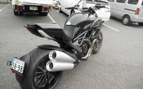 DUCATI DIAVEL 2012 G100A