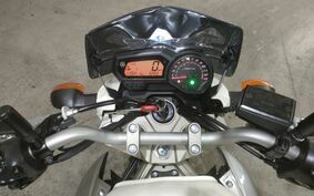 YAMAHA XJ6 N 2010 RJ195