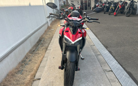 DUCATI  DUCATI  STREET  FIGHTER V2 2025 3F00