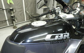 HONDA CBR250R MC17