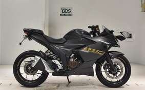 SUZUKI GIXXER 250 SF ED22B