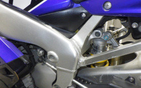 YAMAHA YZF-R1 2001 RN05