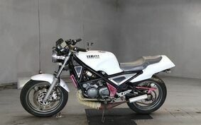 YAMAHA R1-Z 3XC