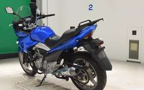 SUZUKI GSR250S GJ55D