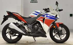 HONDA CBR250R MC42