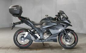 SUZUKI GIXXER 250 SF ED22B